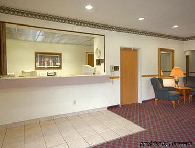 Super 8 By Wyndham Cresco Ia Hotel Interior foto