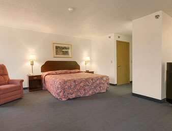 Super 8 By Wyndham Cresco Ia Hotel Ruang foto